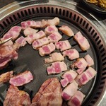 熟成肉専門店 ヨプの王豚塩焼 - 