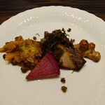 割烹 清風 - 焼き物：鰆のフキノトウ添え