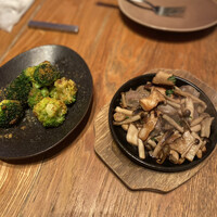 RIGOLETTO KITCHEN - 