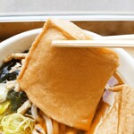 リカースタンド　ベルハウス - ふっくら厚いお揚げさんが二枚♪