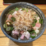 極麺 青二犀 - 大人のチャーシュー丼