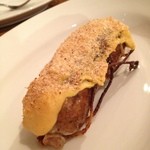 ブラッスリー アルティザン - ⑤アンドゥイェット（豚モツのソーセージ）1800円