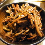 焼肉・ホルモンこそっと - ゼンマイだけ仕入ものか味の路線が他と違い妙に甘い