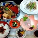 正弁丹吾 - 御馳走・めばる煮つけ膳