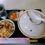 松島家 - 令和5年2月
日替わりおすすめランチ 1000円
鍋焼きうどん、五目かやくごはん、つぼ漬