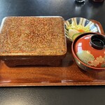 信川円 - 妻の うな重 (ろ、ひと串)