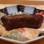 江戸焼肉 - 鹿児島県の神のハラミ　ハラミ繊維を断ち切ったカットで塩のみで …… 柚子胡椒をたっぷり     ハラミは塩締めをしていて、今回は1時間半とゆっくり脱水している