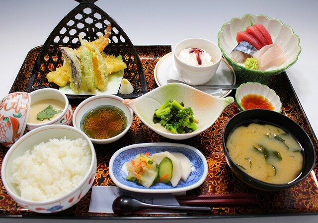 ラウンジ サーカス - 大船渡（洋食）の写真