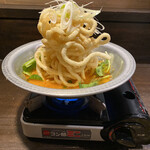 Hakata Mizutaki Aun - カセットコンロでスープを煮立たせます