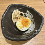 ひな鶏唐揚 新次郎 - お通し