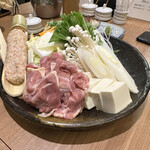 ひな鶏唐揚 新次郎 - 水炊き