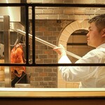 文菜華 - 世界で一つのフルオーダー製ダック窯で香港焼味を仕上げます