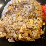 生粋家本店 - 醤油味で刻みチャーシュー入り。

ラードの旨味ある美味しい味わいのチャーハンだった。