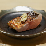 鮨 唐島 - 焼き梭子魚