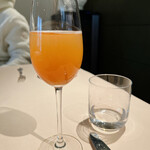 フォリオリーナ・デッラ・ポルタ・フォルトゥーナ - スプマンテの葡萄リキュール割り。」これはウンマイ！