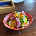 菜の詩 - 野菜が毎回すごくおいしいのよ。農家さんの愛情感じるわ。え？気のせい？