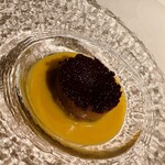 フォリオリーナ・デッラ・ポルタ・フォルトゥーナ - チョコのスフォルマート。オレンジソース