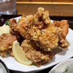 食楽々 - 唐揚げ7個 ボリュームが凄い