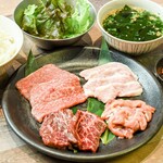 Yakiniku Horumon Ushimasa - 