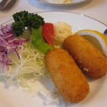 レストラン香味屋 - カニコロッケ（小）　1300円