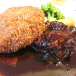 レストラン香味屋 - メンチカツとビーフシチュー