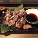 九州料理×もつ鍋 九州小町  - 炎の薩摩赤鶏炭火焼