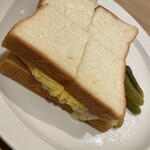 セントル ザ・ベーカリー - チーズオムレツサンドイッチ