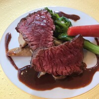 特選牛のロティ 濃厚黒トリュフソース