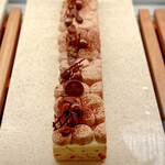 パティスリー＆ブーランジェリー ラ・パルム・ドール - タルト・ラムレーズンカフェ