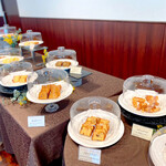 パティスリー＆ブーランジェリー ラ・パルム・ドール - 焼菓子類コーナー＠逆から