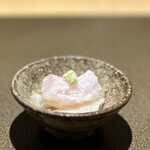 日本料理FUJI - 旨みを湛えたえんがわは、酢の効いた蕪と一緒にさっぱりと。