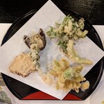 郷土料理ともん - 山菜の天ぷら