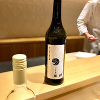 銀座 しのはら - ✽ 出だしのつかみはオッケーw。新政の涅槃龜（にるがめ）です。これで精米歩合90%とは到底思えない味わい。しかし磨かない米と麹と言う逆転の発想（江戸時代のエッセンス）が凄いです。