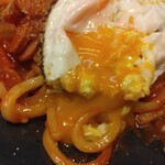 季節田舎料理 宝 - 黄身がトロリ
