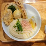 讃岐うどん　志成 - 