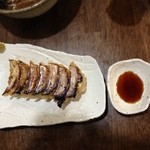 麺の家 こりく - 焼餃子 350円  柚胡椒付