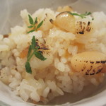 横浜うかい亭 - 貝柱と唐墨の炊き込みご飯アップ