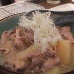 串酒場チチカブ - トロトロモツ煮込み：380円
      (’13.06月))