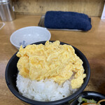 十八番 - ごはんにスクランブルたまご乗せて