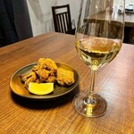 餃子とワイン 果皮と餡 - スパイシーザンギ