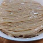 桐麺 本店 - 輝く美しい麺