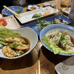Iwashiya Jiraiya - 水餃子と揚げ餃子。