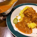 オフロード - 半分ルーをかけた黒毛和牛のビーフカレー