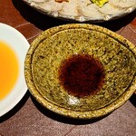 馳走 啐啄一十  - 薬味
      オリジナル調合の醤油
      33年間継ぎ足しのポン酢
      山葵
      塩(キプロス産岩塩)