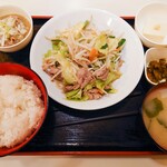 Shinshin Tei - 肉野菜炒め定食