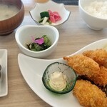 Uotokikaikan Osakanatei - カキフライ定食