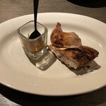 SMOKE DOOR - 48時間調理したチキンの薪焼き