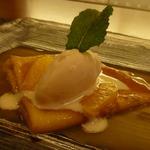 ラ・レゾナンス - クレープ・ジュゼット・バニラアイスクリーム添え