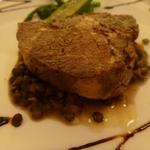 ラ・レゾナンス - イベリコ豚のコンフィレンズ豆添えアップ