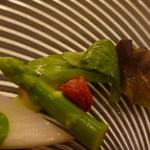 ラ・レゾナンス - トマトコンフィが可愛く添えられています。